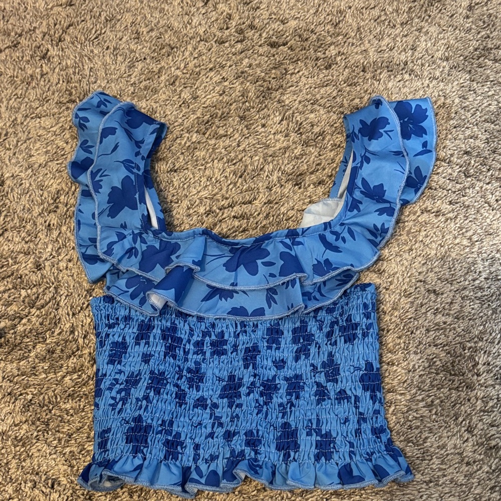SHEIN Blue Floral Ruffle Crop Top